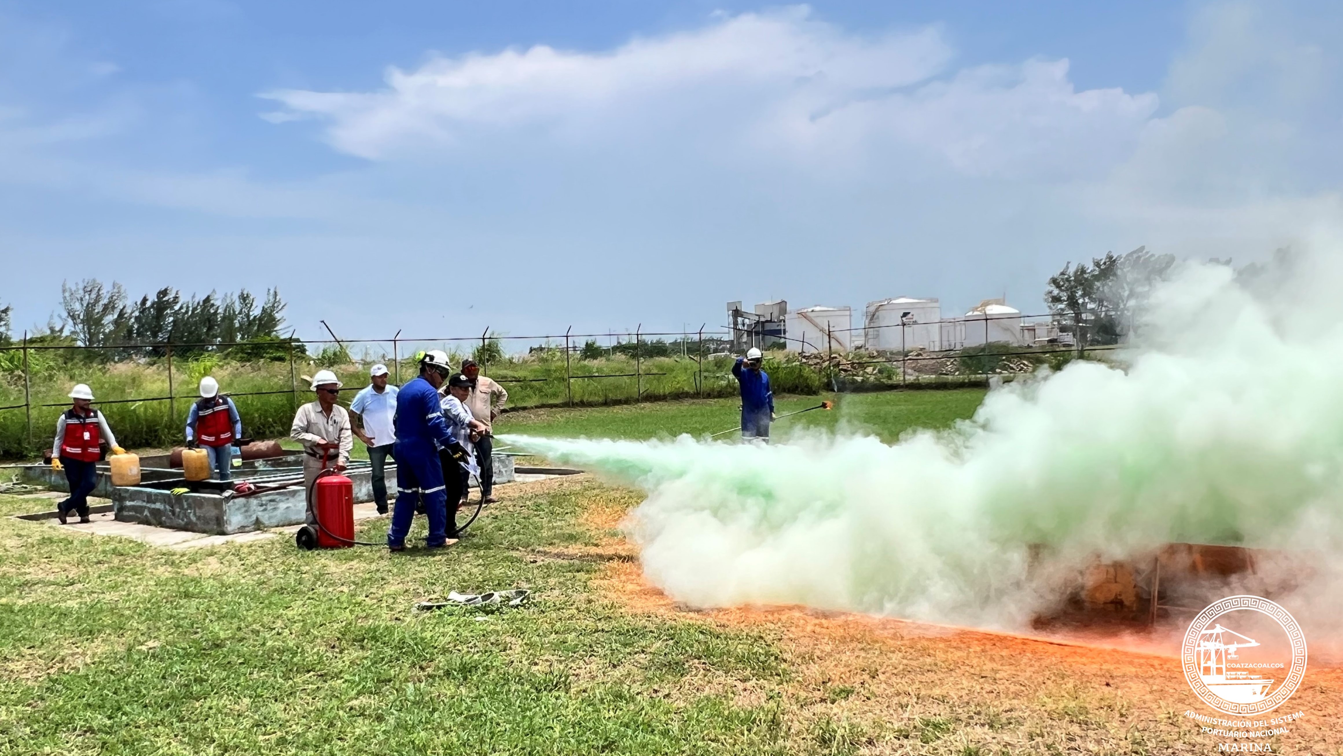 Capacita ASIPONA Coatzacoalcos a todo el personal en manejo y uso de extintores