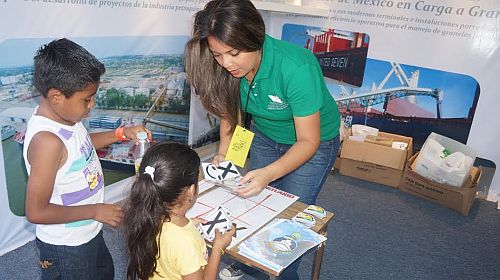 Port of Coatzacoalcos, present at the Expo Coatza 2014