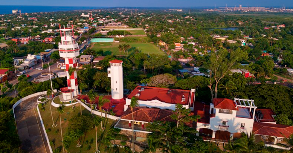 ASIPONA Coatzacoalcos celebra el día mundial de los faros.