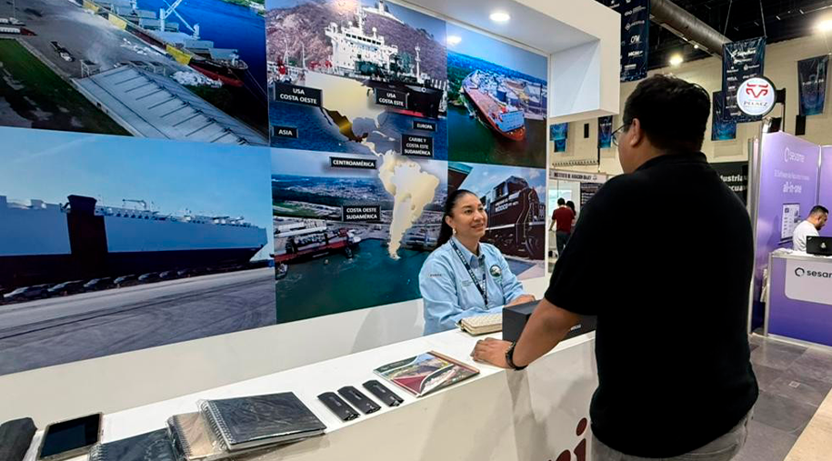 ASIPONA Coatzacoalcos presenta ventajas competitivas en importante evento de comercio exterior